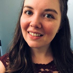 Meet your Posher, Andrea